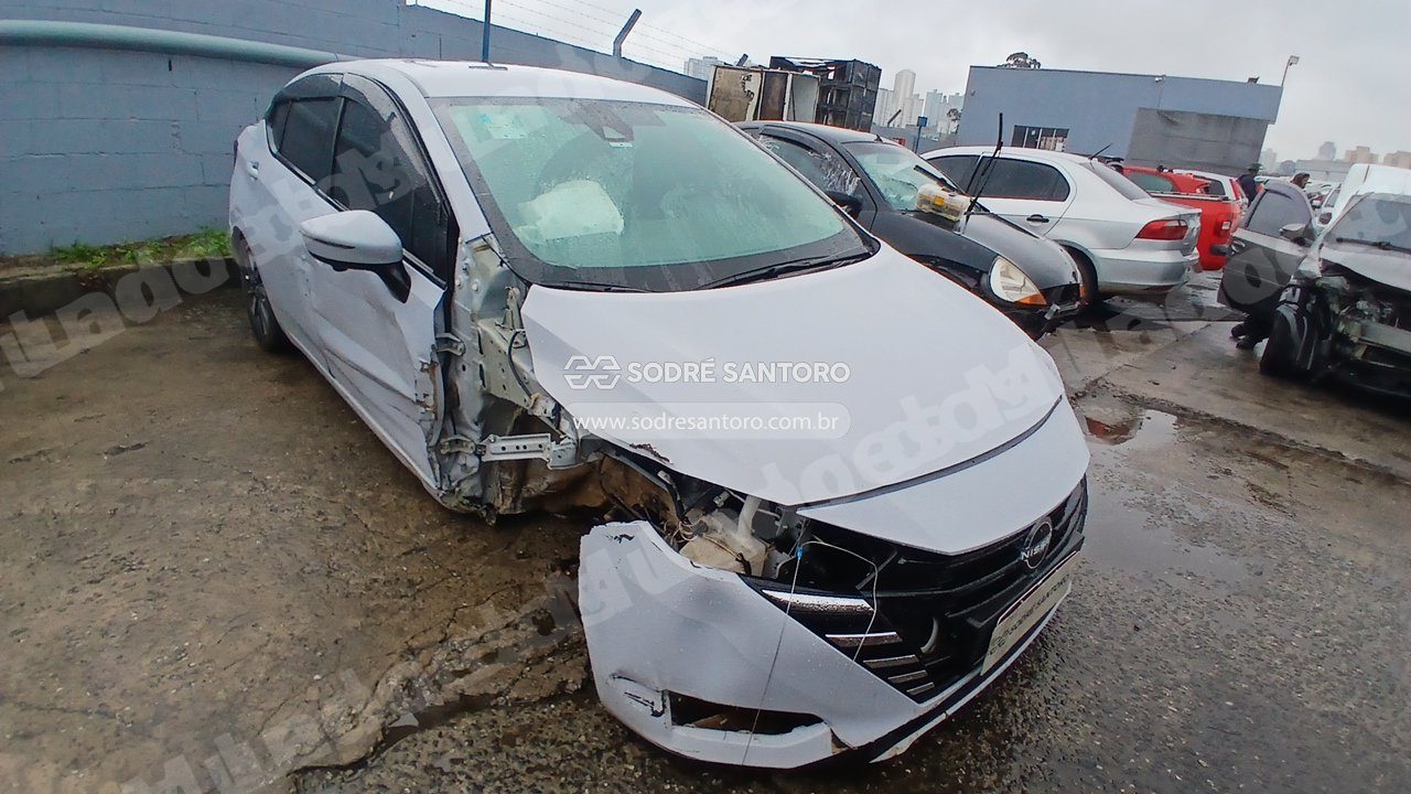 Nissan Versa Advnc Cvt 2026 em leilao em Brasil
