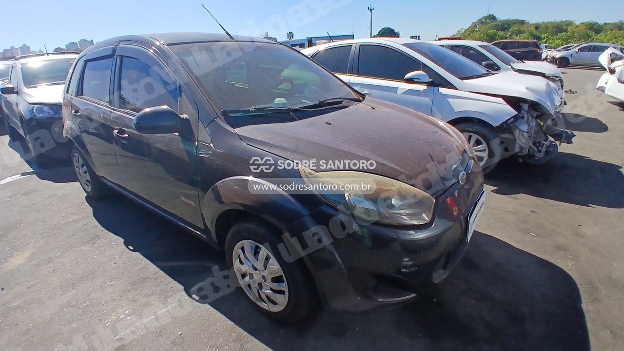 Ford em leilao em Brasil