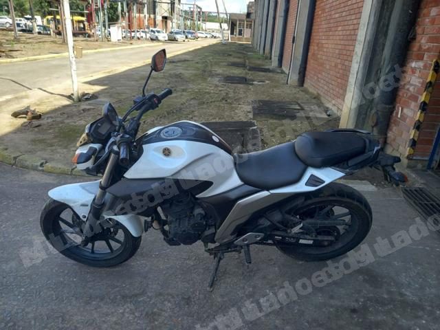 Yamaha 2019 em leilão em Paulista/PE