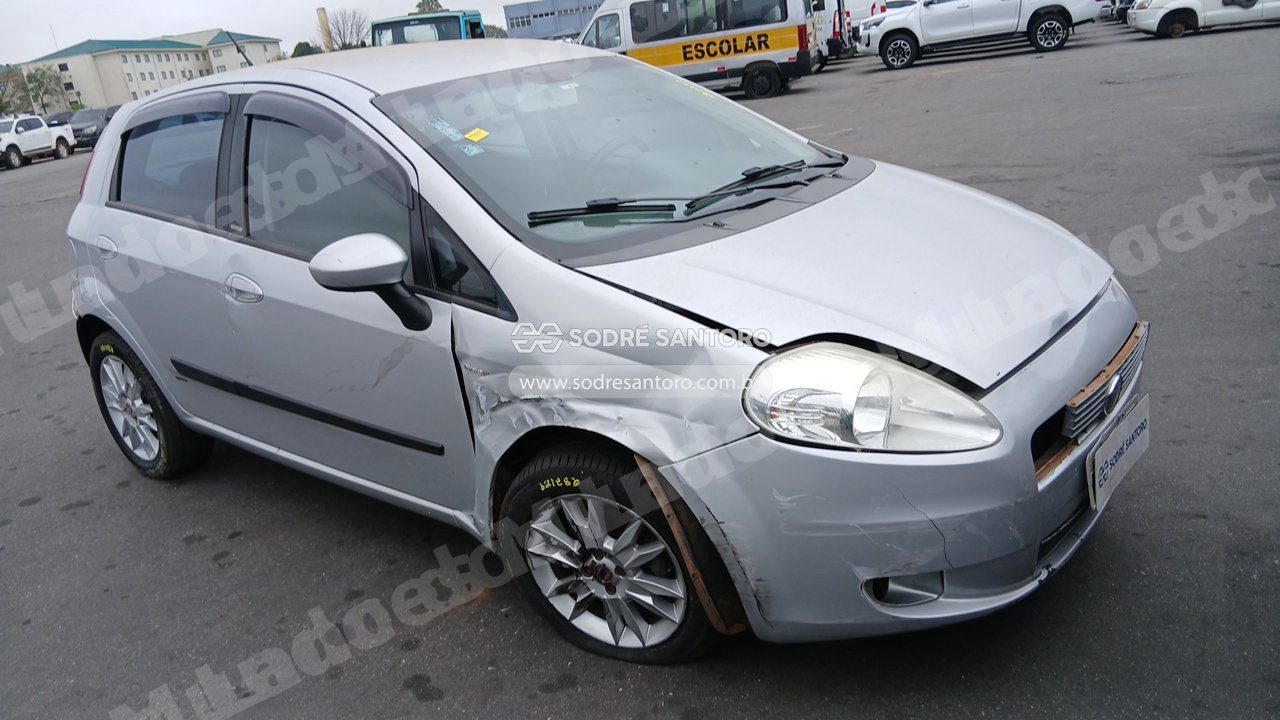 Fiat Punto Essen. 1.6 Dl 2012 em leilão em Brasil