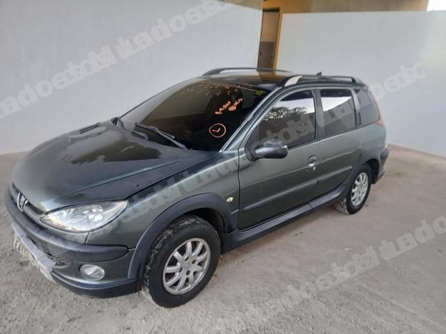 Peugeot 2008 em leilao em Brasil