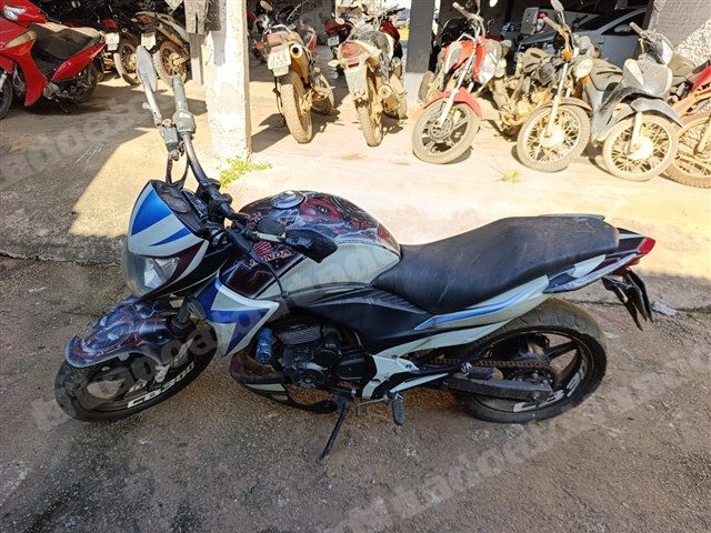 Honda em leilao em Brasil
