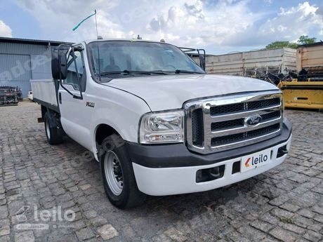 Ford F em leilão em Aparecida de Goiânia/GO