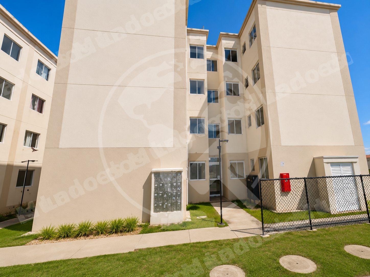 Apartamento de 42 m2 em leilão em Goiânia/GO - Lote 13