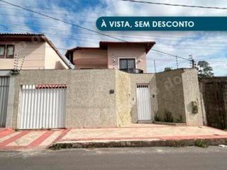 Casa de 234 m2 em leilão em Vila Velha/ES