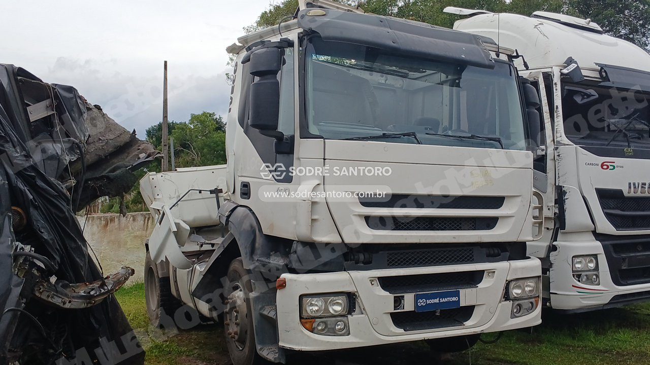 Stralis 490S40T 2013 em leilao em São José dos Pinhais/PR
