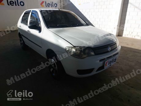 Fiat em leilao em São Carlos/SP