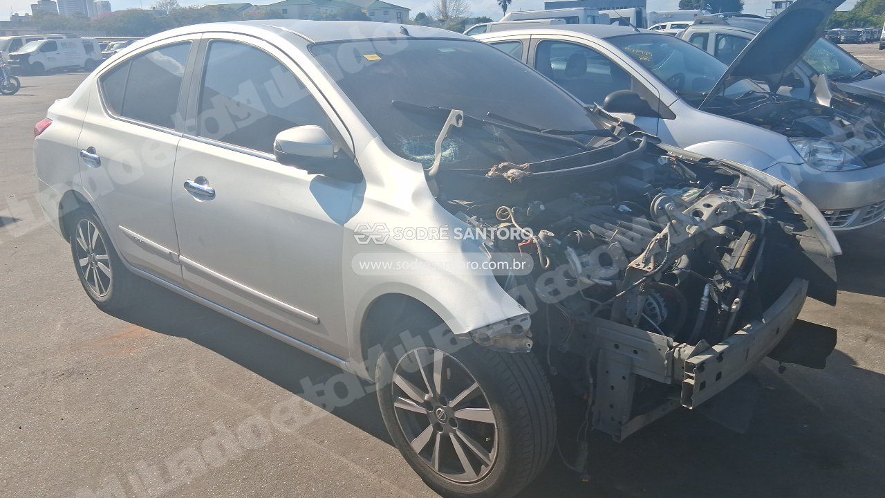 Nissan Versa 16 Unique Cvt 2018 em leilão em Brasil