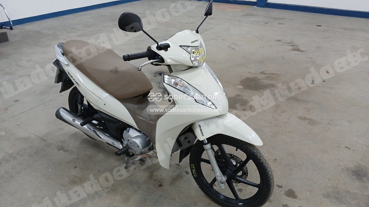 Honda em leilao em São José dos Pinhais/PR