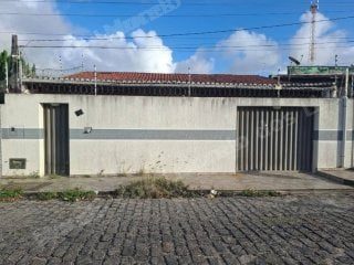 Casa de 146 m2 em leilão em Parnamirim/RN