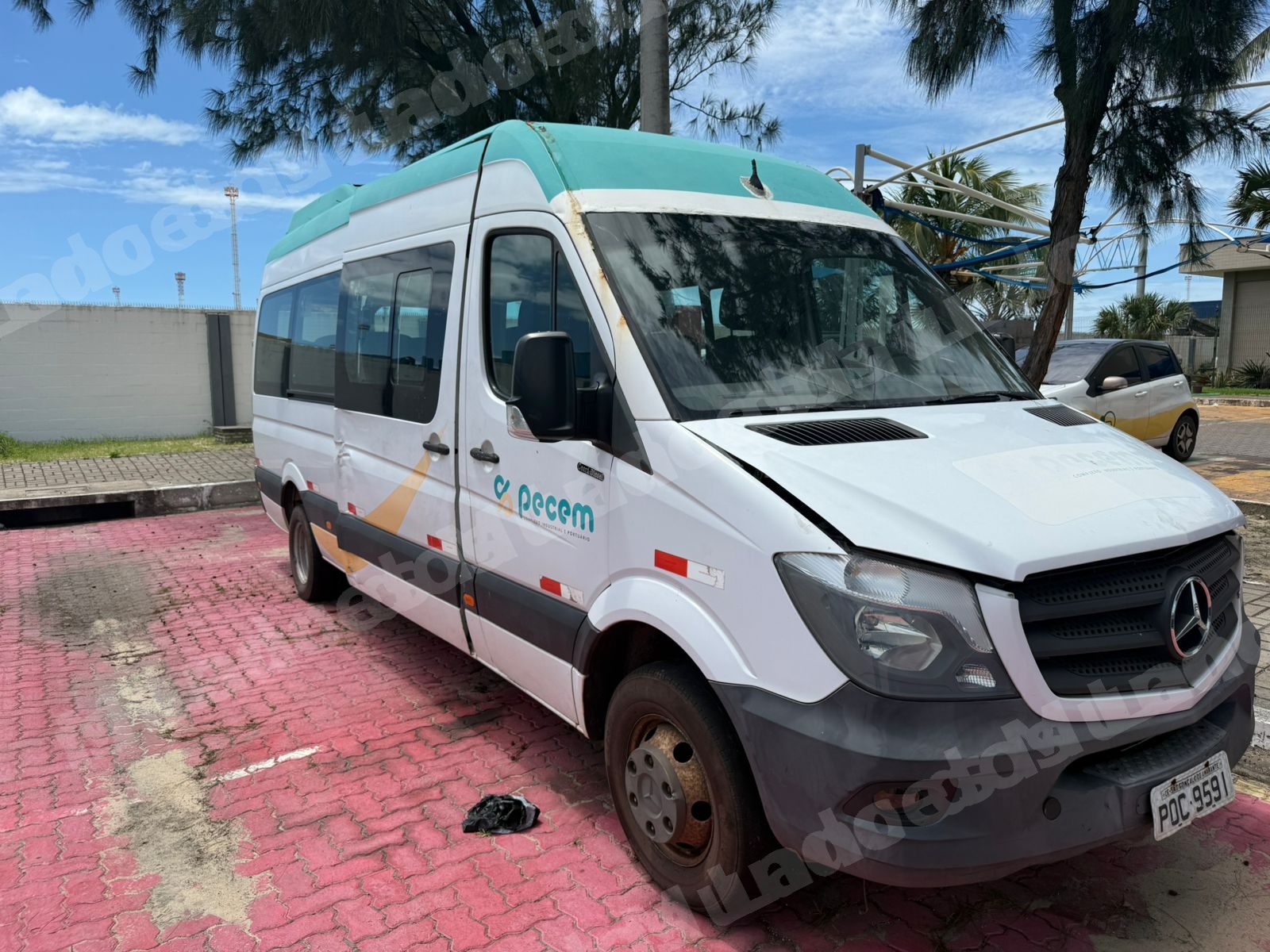 Mercedes em leilao em Brasil