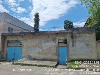 Imóvel de 244 m2 em leilão em Duque de Caxias/RJ