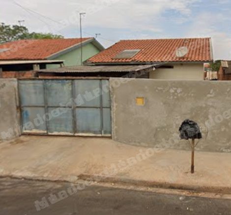 Casa de 44 m2 em leilão em Itajobi/SP