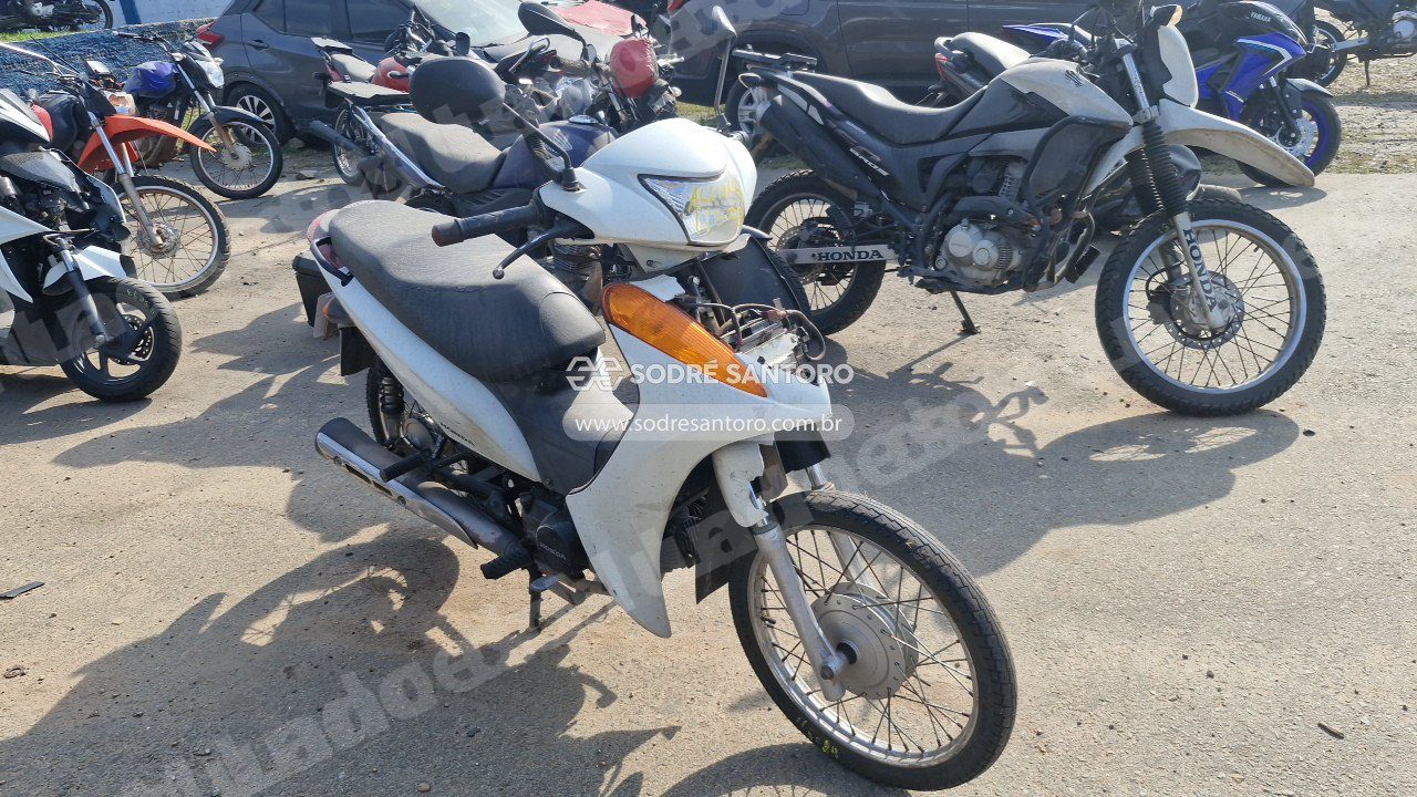 Honda Biz 100 Es 2015 em leilao em São José dos Pinhais/PR