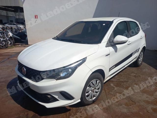 Fiat 2020 em leilao em Brasil