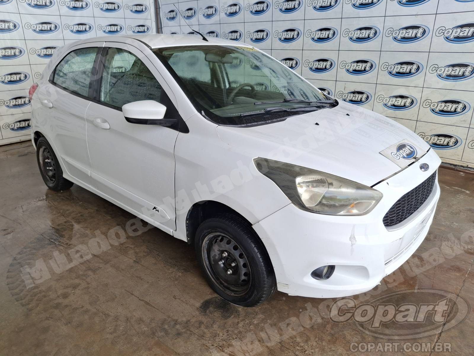 Lote em leilao em Candeias/BA