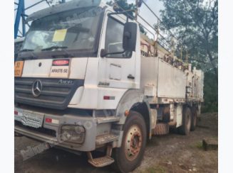 Mercedes em leilao em Brasil
