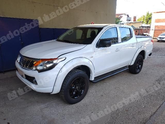 Carro 2018 em leilão em Brasil