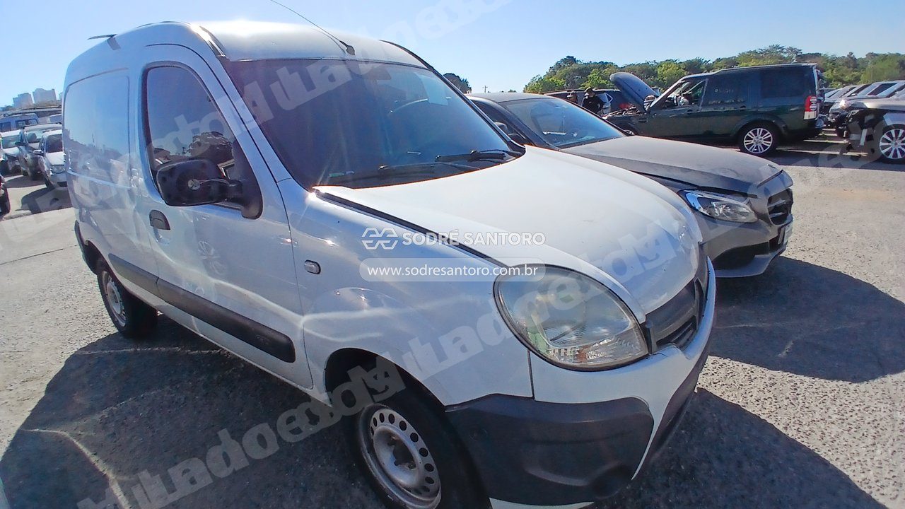 Renault em leilao em Brasil