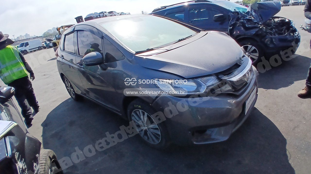 Honda Fit Ex Cvt 2015 em leilão em Brasil