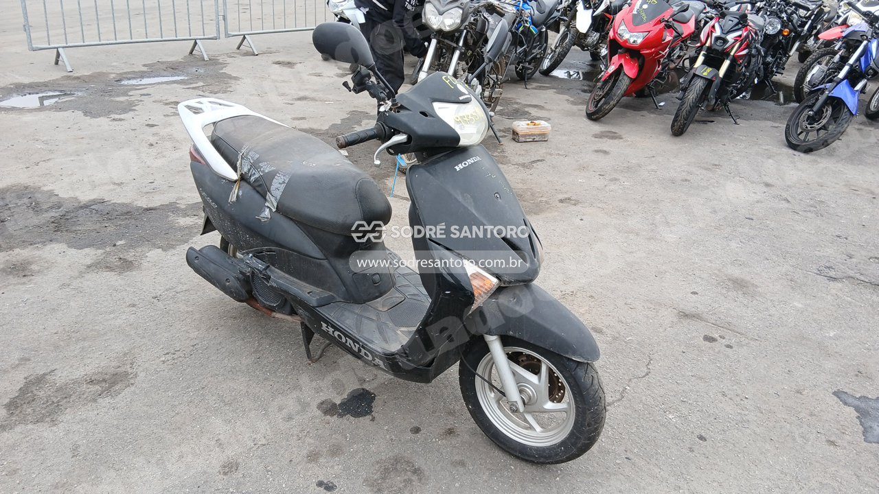Honda em leilao em Brasil