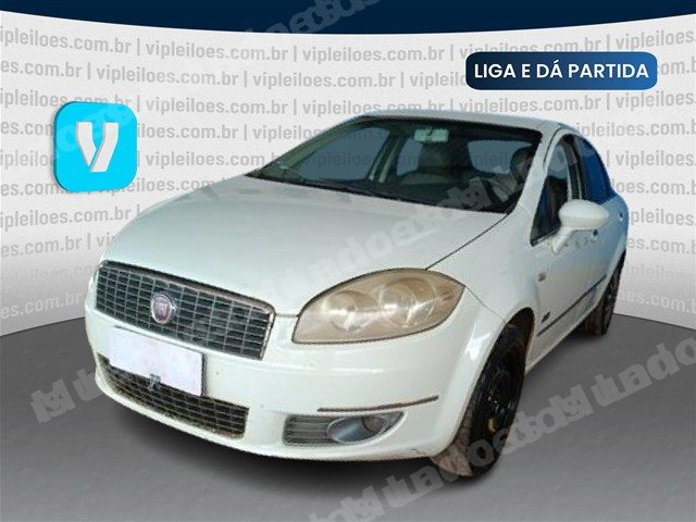 Fiat 2013 em leilao em Brasil - Lote 2