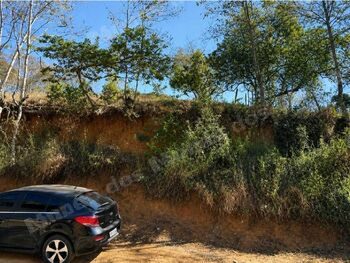 Terreno de 483 m2 em leilao em Carangola/MG