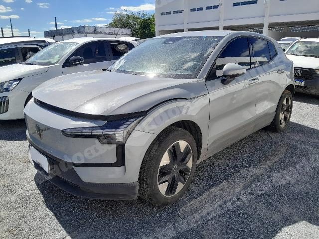 Volvo 2024 em leilão em Brasil