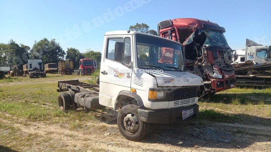 Mercedes-Benz 710 2006 em leilão em Monte Mor/SP