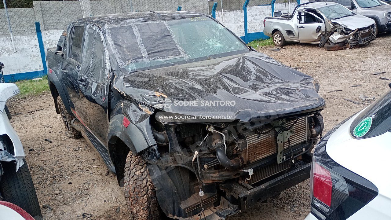 Toyota Hilux Cdgrsa4Nd 2022 em leilão em São José dos Pinhais/PR