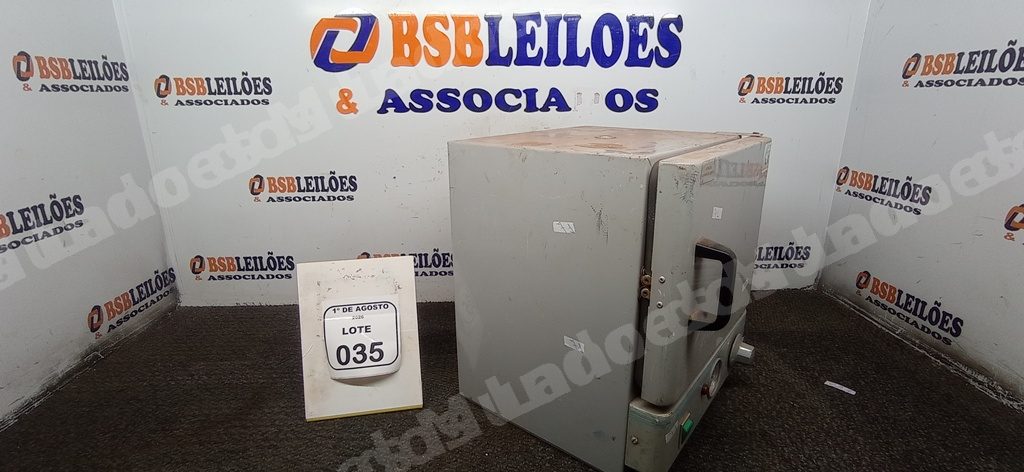 Lote em leilao em Brasil