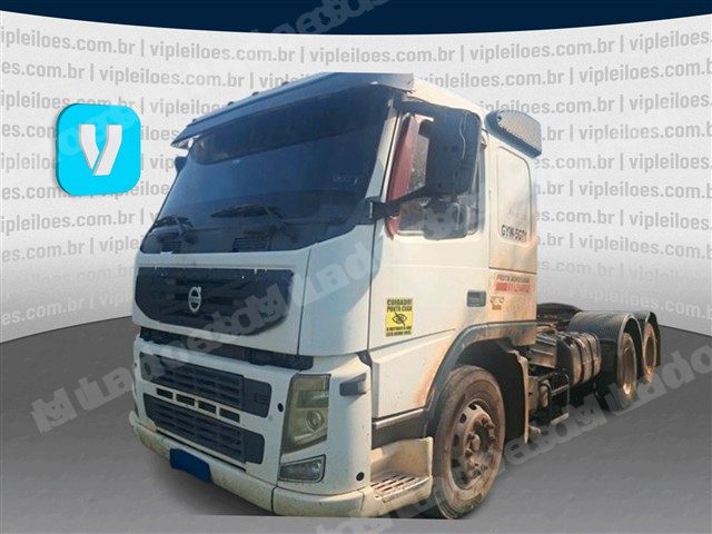 Volvo 2011 em leilao em Brasil