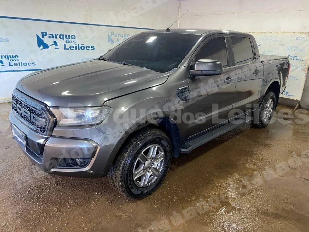 Ford em leilao em SE