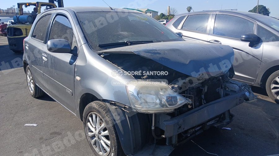 Toyota Etios Hb Xls 2013 em leilão em Guarulhos/SP