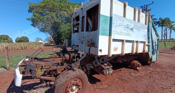 Ford em leilão em Laguna Carapã/MS