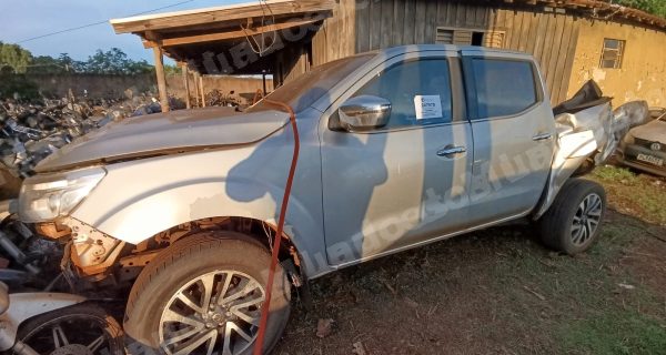 Nissan em leilao em Dourados/MS