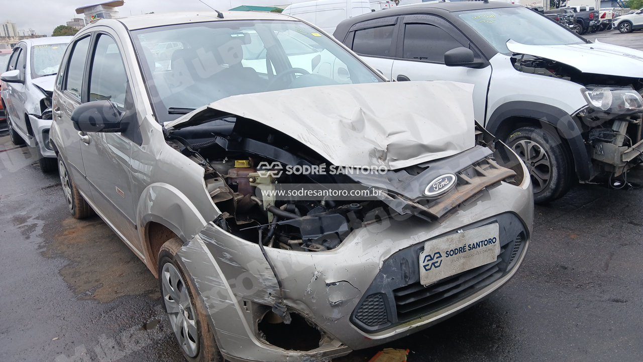 Ford em leilao em Brasil