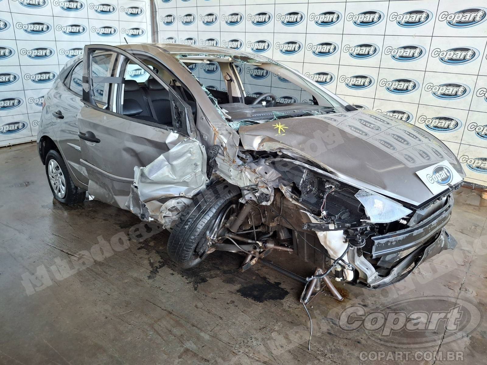 Lote em leilao em Candeias/BA