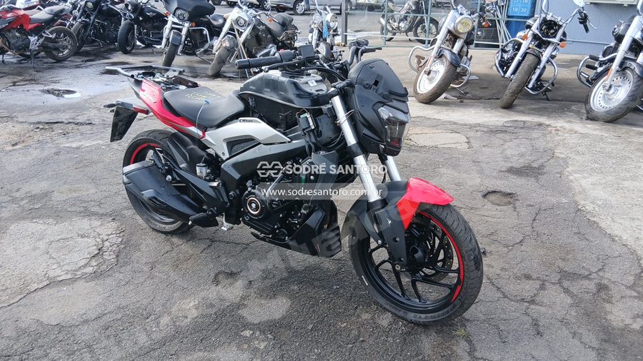 Bajaj Dominar D250 2025 em leilão em Guarulhos/SP