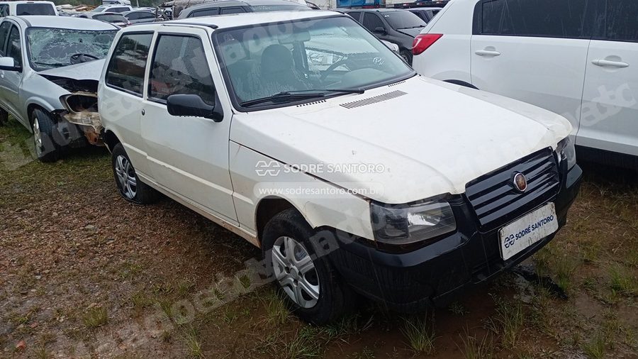 Fiat Uno Mille Fire 2005 em leilão em São José dos Pinhais/PR