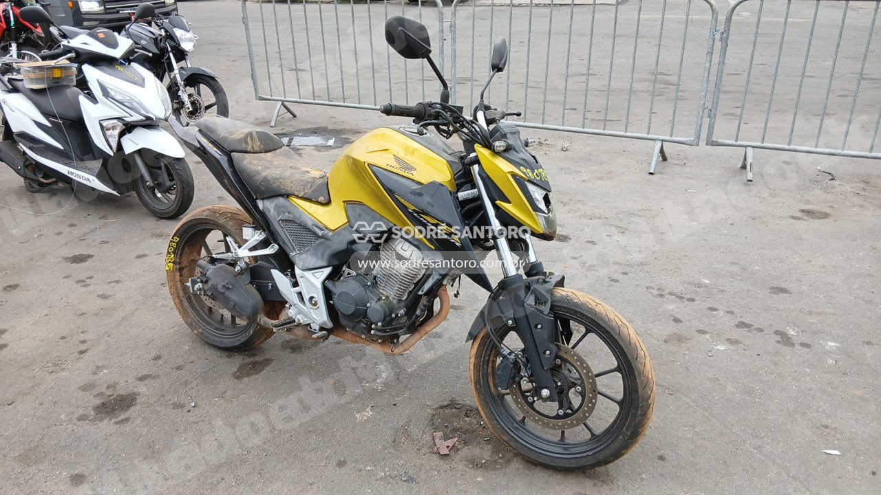 Honda Cb 300F Twister Abs 2023 em leilao em Brasil