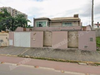 Casa de 309 m2 em leilão em Camboriú/SC