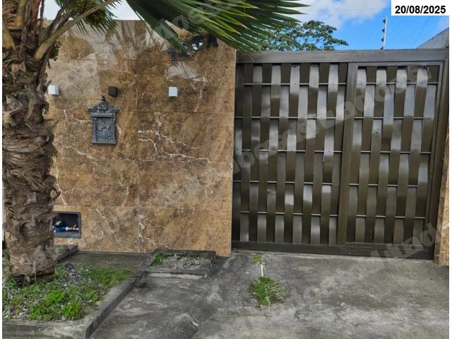 Casa de 70 m2 em leilão em Santa Rita/PB