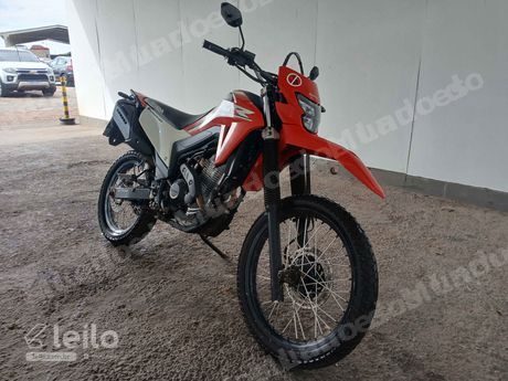 Honda Xr300L em leilao em Aparecida de Goiânia/GO