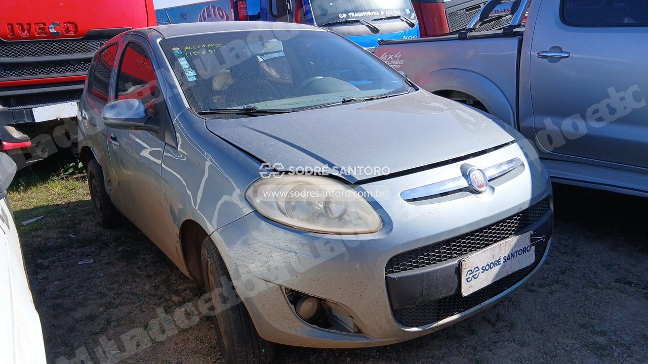 Fiat Palio Attractiv 1.4 2013 em leilão em São José dos Pinhais/PR