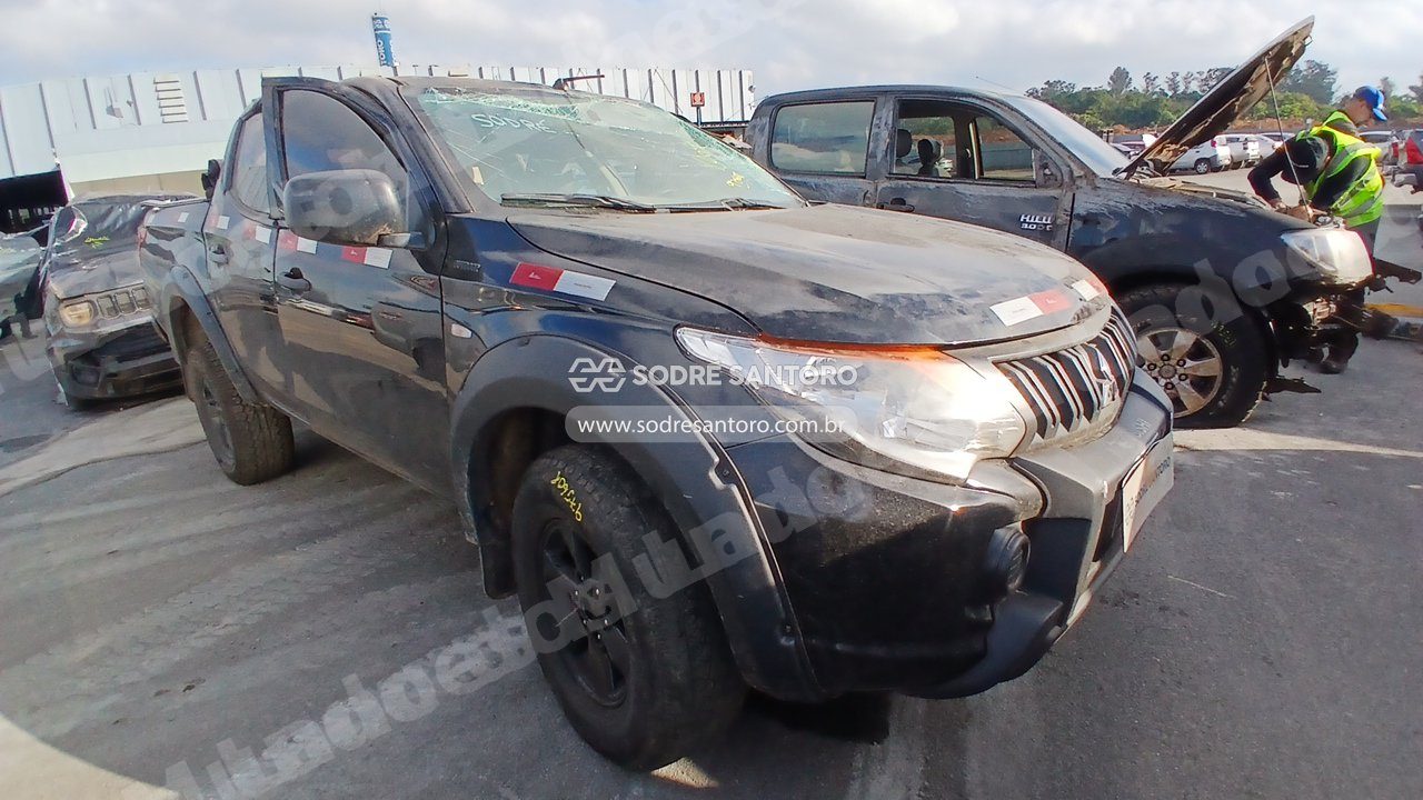 Mitsubishi em leilao em Brasil