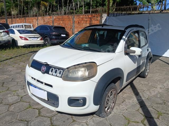 Fiat Uno 2015 em leilão em Marituba/PA