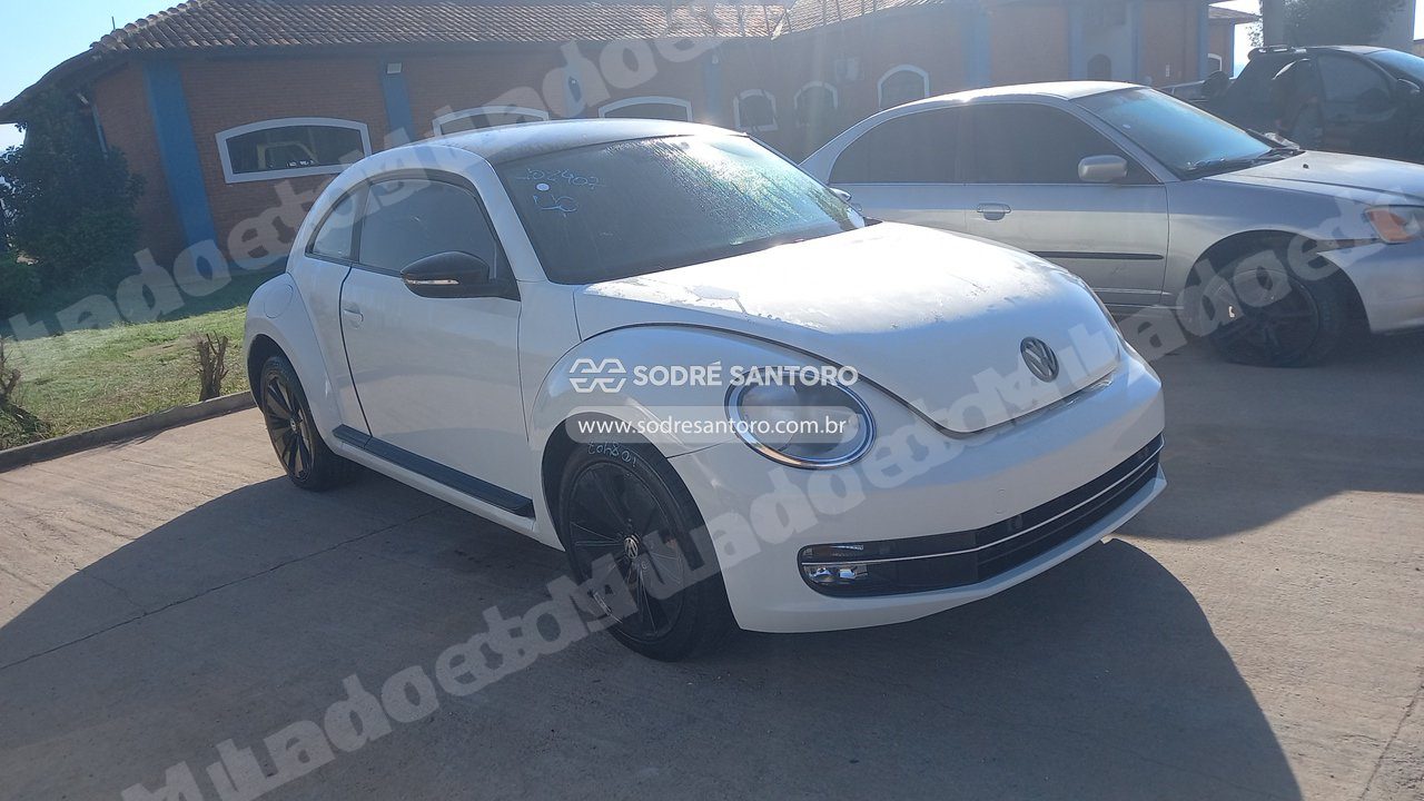 Volkswagen Fusca 2.0T 2013 em leilao em Cesário Lange/SP