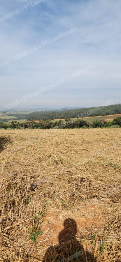 Terreno de 48520 m2 em leilão em Boa Esperança/MG