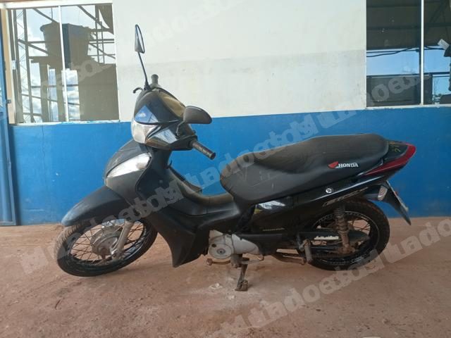 Honda em leilao em Brasil